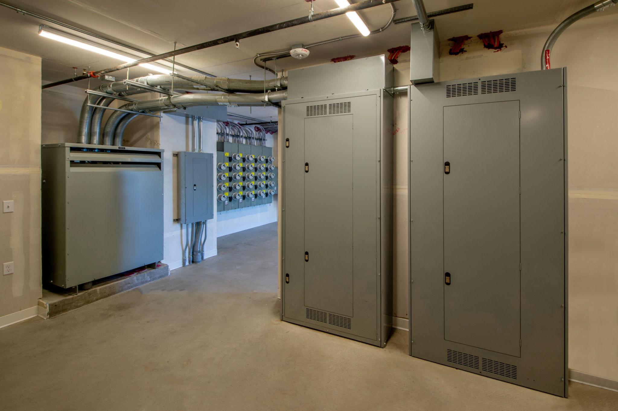 Low-Voltage Power Distribution (Commercial & Residential)